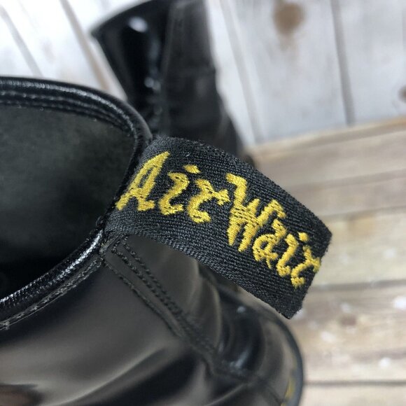 Dr. Martens Patent Leather Combat 8 Eye Boots Womens Size 10 Lace Up Shiny - Picture 7 of 12